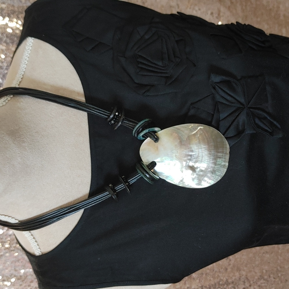 Statement necklace